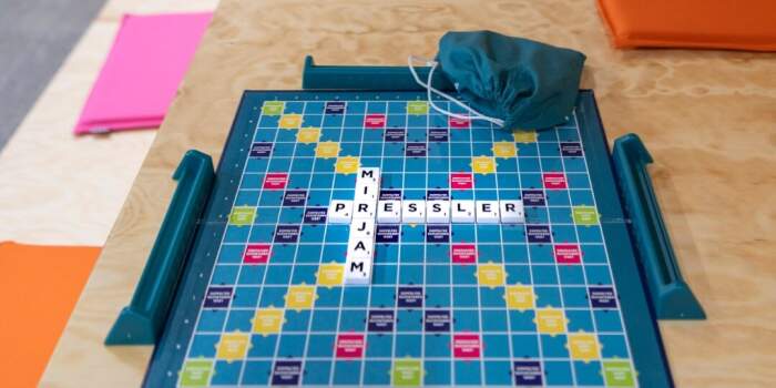 Interner Verweis: Jüdische Museen zu Gast: Frankfurter Kuratorinnen berichten exklusiv zur Mirjam-Pressler-Ausstellung